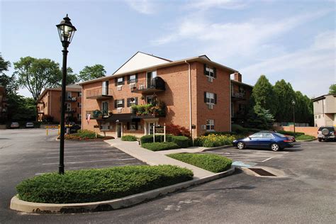 Ridley brook apartments. About Knightsbridge. Knightsbridge cost $1,550 per month. A couple amenities for this apartment building include but are not limited to: on site laundry. Located at 201 W Chester Pike # 203, Ridley Park, PA 19078, USA, Knightsbridge has 2 bedroom units available. Based on the average rent price of 2 bedrooms in Ridley Park, renting an apartment ... 