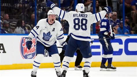 Rielly scores in OT, Leafs beat Bolts to grab 2-1 series lead
