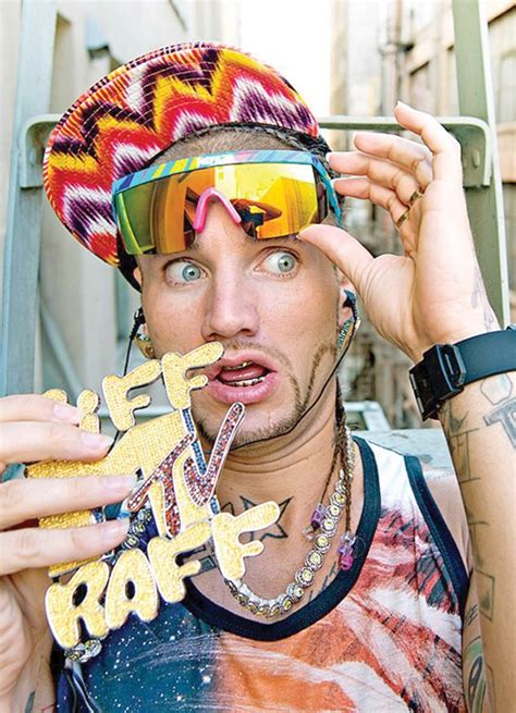 Riff raff riff raff. Riff Raff has had encounters with Summer Brooks (2018) and Katy Perry (2014).. Riff Raff is rumoured to have hooked up with Bella Thorne (2017).. About. Riff Raff is a 42 year old American Rapper. Born Horst Christian … 