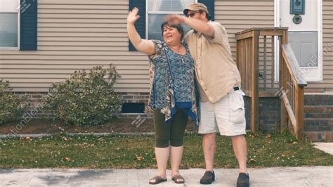 Right-sizing success: After waving goodbye to their 2-story, this couple opts to stay single-family