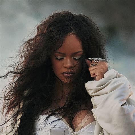 Rihanna burç