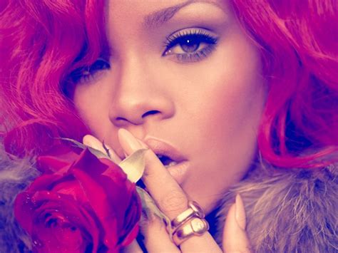 Rihanna indir