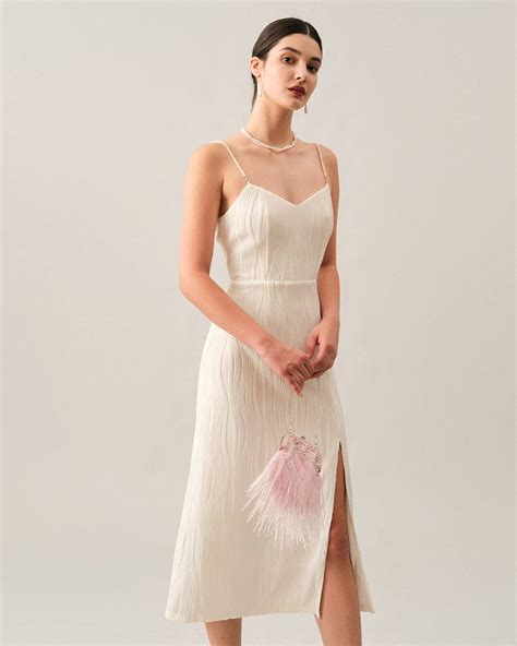 Rihoas dress. RIHOAS has a great selection of grad dresses for the best grads, from casual to semi-formal. These dresses are perfect for the ceremony and feature a variety of styles, from little white graduation dresses to short gowns that are perfect for prom! Free shipping on orders over $69. 14-Days Returns. Customers Love. 