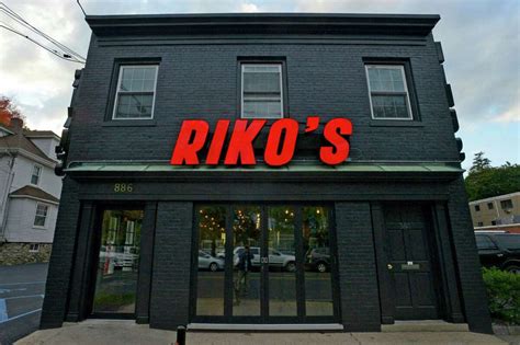 Rikos stamford. Riko’s Pizza. September 25, 2023 by Admin. 4.3 – 365 reviews $$ • Pizza restaurant. Local chain serving classic & creative pizzas, including salad pies, in a casual setting. ️ Dine … 