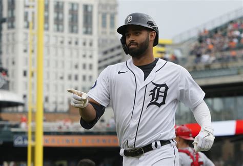 May 5, 2023 · Batting DET. Greene. L. Exit Velocity: 95.9 mph. Launch Angle: 14°. Hit Distance: 186 ft. TOP 7. 0 - 2, 1 Out. Riley Greene laces a two-run double down the right-field line to give the Tigers a 4-3 lead over the Cardinals in the 7th inning. . 
