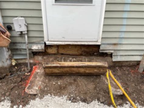 Around plumbing pipes. Around the door to crawlspace, if attached to outside of house. Around foundation at the sill plate, if not sealed properly. Step 1. Seal any gaps or cracks in basement wall, ceiling or floor. It is best to seal up the top and bottom of the inside of the rim joist cavity.
