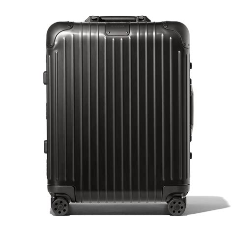 Rimowa cabin plus. The unmistakable RIMOWA Original aluminium suitcase with its distinctive grooves is regarded as one of the most iconic luggage designs of all time. Size Cabin Plus 57 x 44 x 25.5 cm. Size guide. Airline compatibility. 