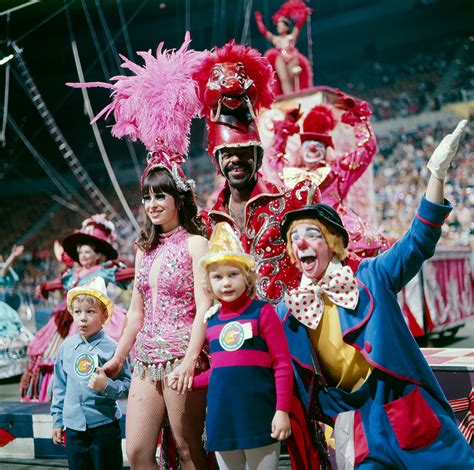 Ringling brothers and barnum and bailey circus. The Ringling Bros. and Barnum & Bailey circus started in 1919 when the two entities merged, but the original Ringling show dates back 146 years. It’s time the circus died. It was overdue decades ... 