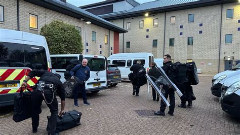 Riot police called to immigration centre as detainees armed with ...