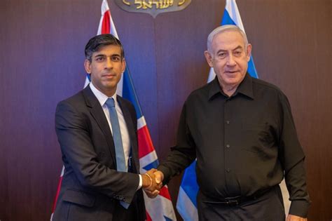Rishi Sunak pledges ‘solidarity with the Israel people’ on trip to Tel Aviv