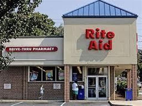 Rite Aid won't be able to do that as the company has warned that it face delisting from the NYSE. The company's share price has traded below an average share price of $1 for 30 days.