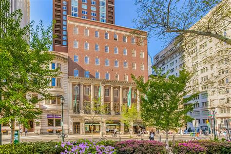 Rittenhouse square apartments. Things To Know About Rittenhouse square apartments. 