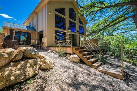 River Bluff Cabins, Rio Frio – Updated 2024 Prices - Booking.com