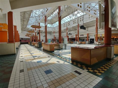 River Oaks Center ::: Calumet City ::: IL