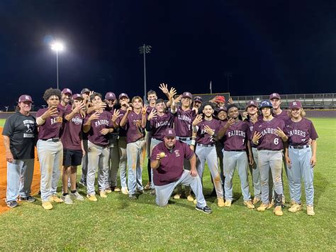 Riverdale head baseball coach Bobby Pringle earns 400th career …