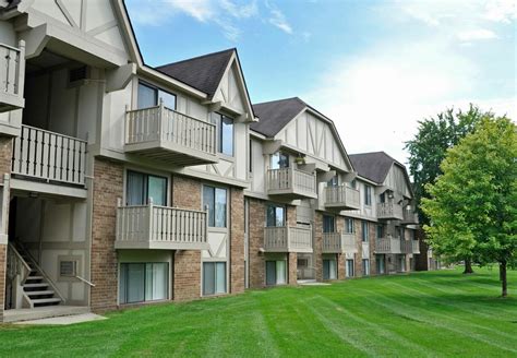 Welcome to Rivers Edge Apartments located in North A