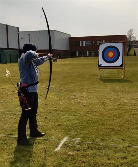 Riverside archery. Riverside Archery Club is a very friendly club of junior and senior archers aged from 8yrs to 80+yrs, with a wide range of abilities. We are based in the North-East of England at Thorp Academy, Ryton. Our club sessions run every Wednesday evening and all day Sunday. 