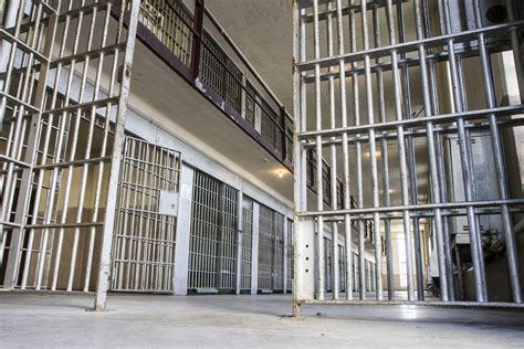 Find an inmate. Locate the whereabouts of a federal inmate incarcerated from 1982 to the present. Due to the First Step Act, sentences are being reviewed and recalculated to address pending Federal Time Credit changes. As a result, an inmate's release date may not be up-to-date.