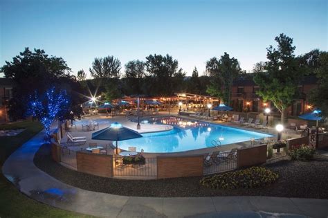 Riverside hotel boise id. 3-star hotel. 63% cheaper Red Lion Hotel Boise Downtowner 6.1 Good (2,046 reviews) 1.38 km Outdoor pool, Fitness centre, Restaurant $97+. Compare prices and find the best deal for the Riverside Hotel, BW Premier Collection in … 