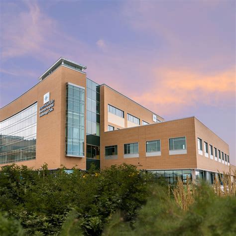 Riverton hospital. Intermountain Healthcare is a Utah-based, not-for-profit system of 24 hospitals (includes 'virtual' hospital), a Medical Group with more than 2,400 physicians and advanced practice clinicians at about 160 clinics, a health plans division called SelectHealth, and other health services. Helping people live the healthiest lives … 