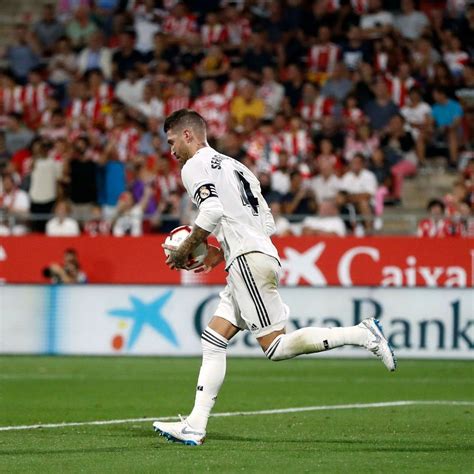 Rma vs girona. Girona's Valentin Castellanos became the first player to score four in a LaLiga game against Real Madrid this century in a stunning 4-2 win. ... GIR RMA. Possession. 28.3 % 71.7 28.3. 71.7 % Shots ... 