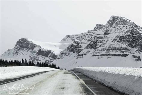 The Icefields Parkway road conditions can be treacherous during the winter months and it is common for them to be closed numerous times, due to the extreme weather conditions. Therefore, it is usually best to make this drive any time between the months of May through October.
