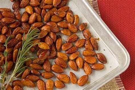 Roasted Rosemary-Thyme Almonds - Woodland Foods