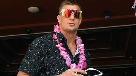 Rob Gronkowski brings Gronk Beach to Las Vegas, first-round ... - Fox News