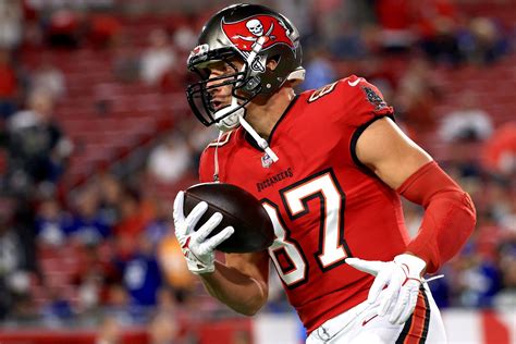 Rob Gronkowski to fight in UFC 