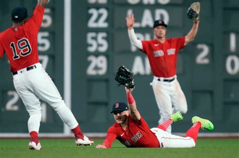 Rob Refsnyder’s two-run triple powers big seventh inning rally as Red Sox beat Rockies 6-3