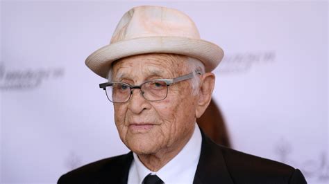 Rob Reiner, Quinta Brunson and more remember Norman Lear