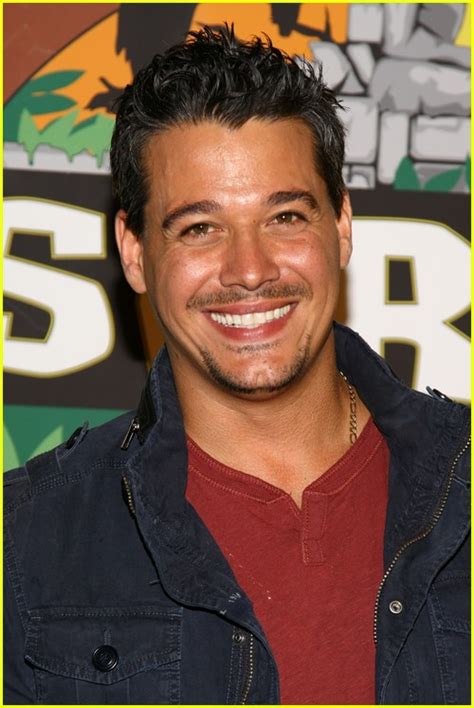 Net Worth$2 Million Date Of Birth1975-12-25 Place Of BirthHyde Park GenderMale Height5 ft 9 in (1.77 m) NationalityUnited States of America ProfessionForeman, Coach, TV Personality, Actor Boston Rob Mariano is an American television personality who has made a mark for himself in the entertainment industry. He is a. 