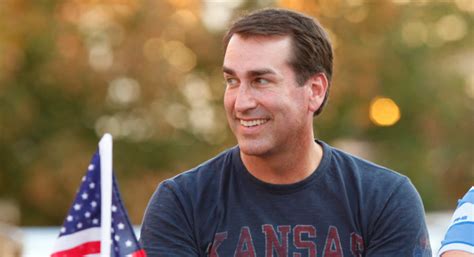 About 60 people attended a fundraiser and meet-and-greet with actor and KU alumnus Rob Riggle at the Oread Hotel on Monday. The event honored James “Jim Bob” Clarke, who was. 