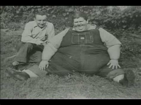 Robert Earl Hughes Was A Mighty Big Man - YouTube