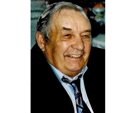 Robert M Farina, 79 - Southington, CT - Reputation