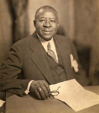 Robert sengstacke abbott biography of martin tn