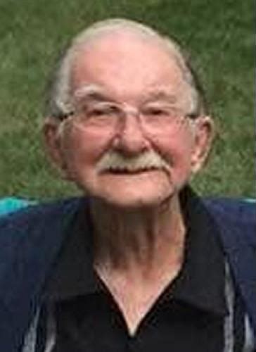 Robert Stanley Wisniewski, 90, of Bay City, our generous, hard-working, and devoted husband, father, grandfather, and brother was born into eternal life on the morning of Wednesday, September 6, 2017 at his home, with his family by his side. Bob was born in Bay City on November 2, l926, the son of the late Constantine F. "Gus" and Salomea Wisniewski. While at a wedding, he met the former .... 