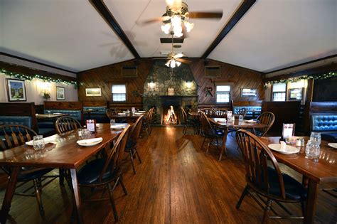 Roberto's Log Cabin. 383 Trumbull Hwy, Lebanon, Connecticut 06249 USA. 72 Reviews View Photos $$ $$$$ Reasonable. Closed Now. Opens Wed 12p Independent. Credit Cards ... . 