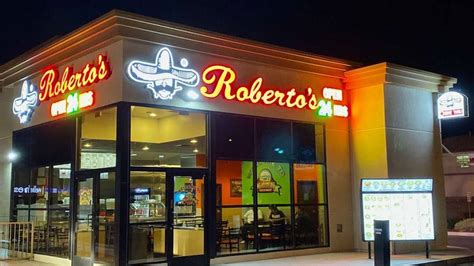 Robertos las vegas. Whether it’s 4am or 4pm, Roberto’s - a short drive from the Strip - is open and serving tacos, burritos, and our favorite dish, the carne asada fries. ... Where To Get Great Late-Night Food In Las Vegas. You’re at that in-between point where you have an equal need for your bed and for food. Roberto’s is the perfect place to stop by and ... 