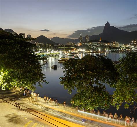 Roberts Thomas Video Rio de Janeiro