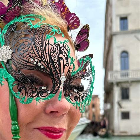 Robins single personals