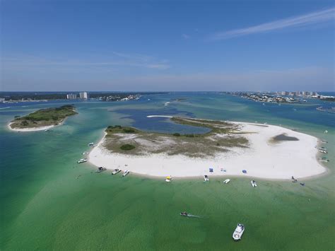 Robinson island alabama. Published: Jun. 12, 2023 at 4:57 PM PDT. ORANGE BEACH, Ala. ( WALA) - It was a crazy wildlife encounter for boaters and swimmers at Orange Beach’s popular Robinson Island Saturday, June 10, 2023 ... 