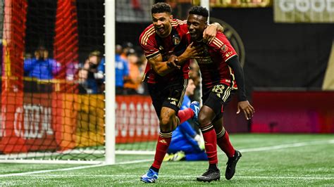 Robinson scores in stoppage time, rallies Atlanta United to 1-1 draw with Crew
