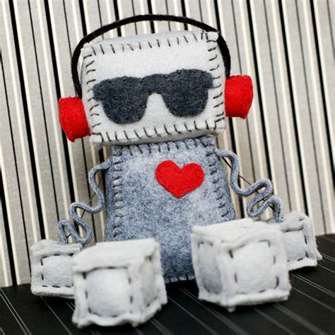 Robot and Headphones - Etsy