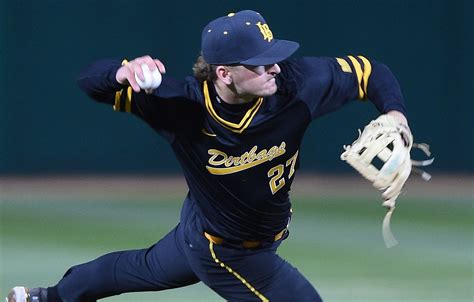 May 1, 2022 · LONG BEACH — There were many reasons why UC Irvine’s baseball team was expected to be as good in 2022 as it was in 2021. ... LBSU got an RBI single from Rocco Peppi in the third inning., but ... . 