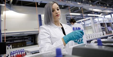 Roche diagnostics india careers. .  You&rsquo;ll have more than just a career &...