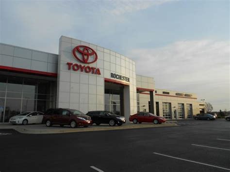 View KBB ratings and reviews for Rochester Toyota. See hours, photos, sales department info and more.. 