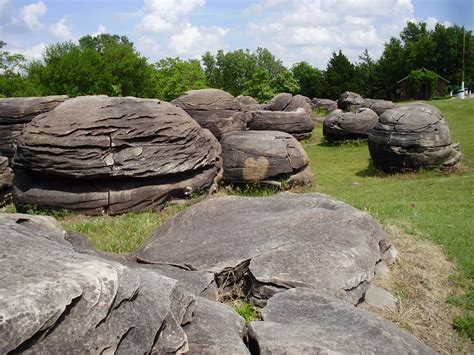 The strangely shaped rocks at Mushroom Ro