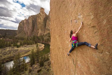Rock climbing smith rock state park a comprehensive guide to more than 1 800 routes regional rock climbing series. - Iomega storcenter ix4 200d manual espaol.