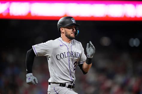 Rockies’ Kris Bryant pulled from game with lower-back injury